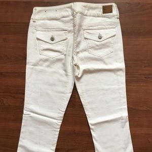 AE artist crop white denim